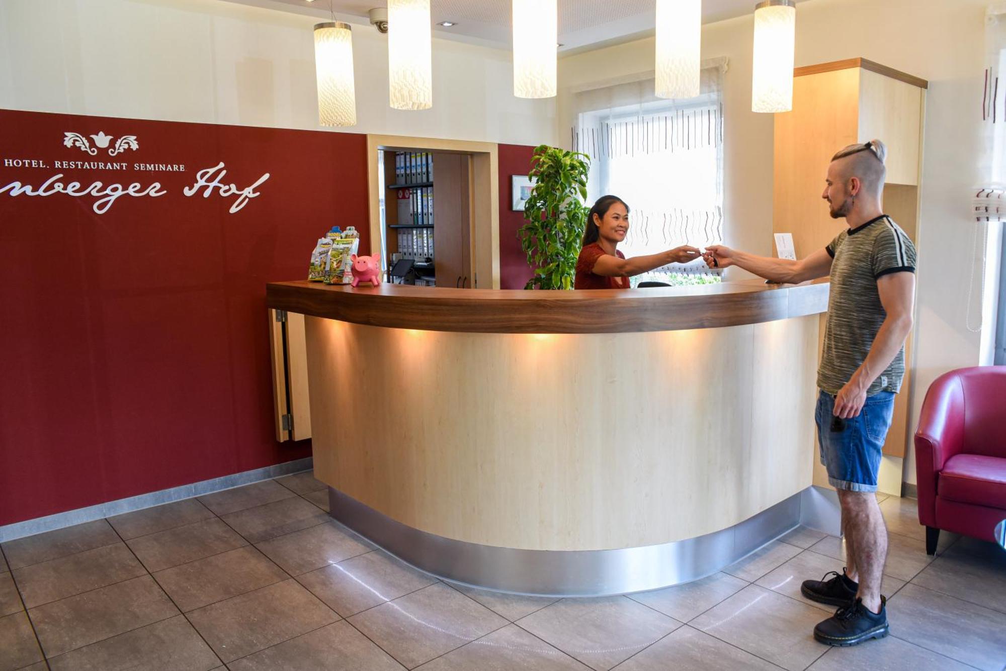 Hotel Nuernberger Hof Neumarkt in der Oberpfalz Eksteriør bilde