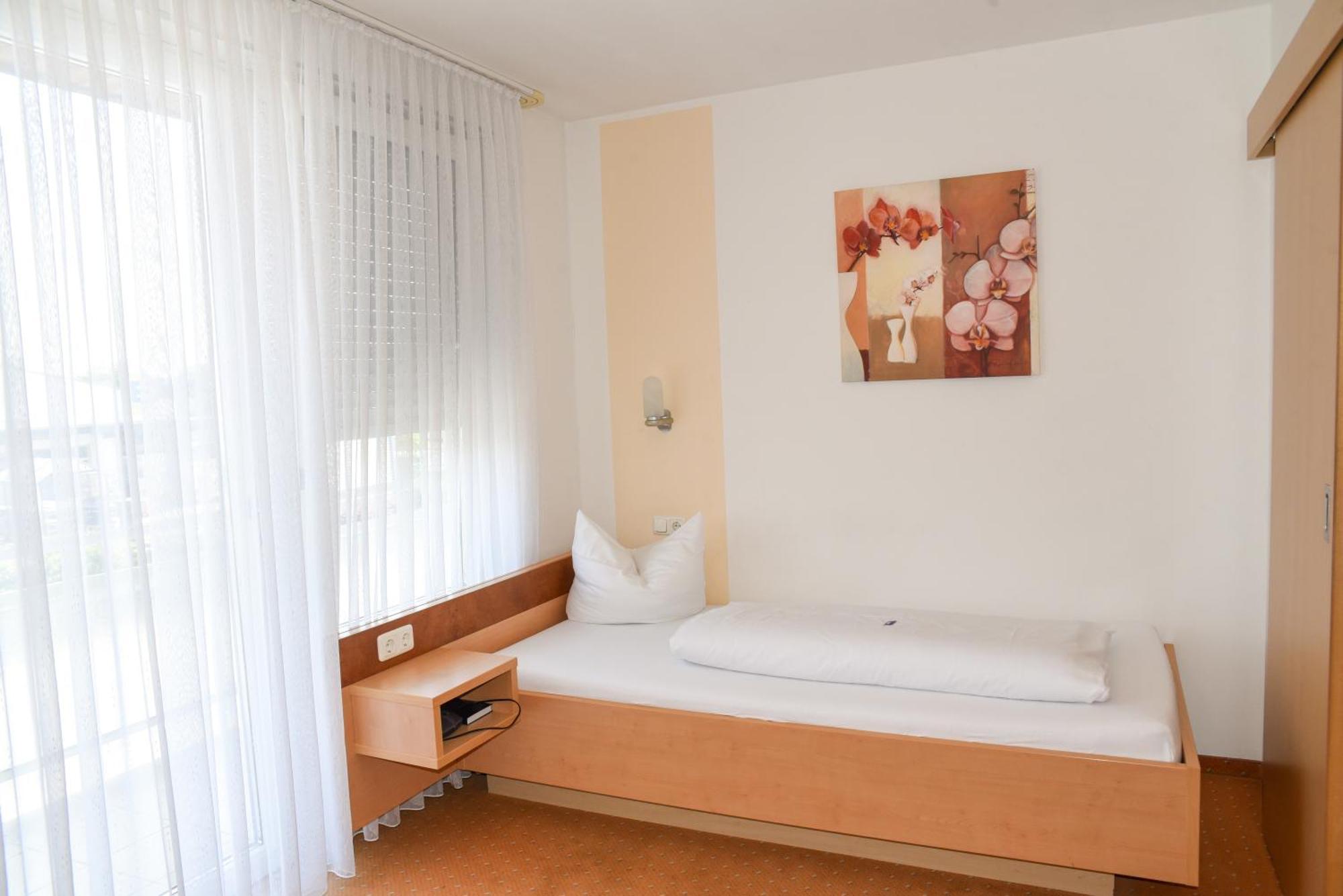 Hotel Nuernberger Hof Neumarkt in der Oberpfalz Eksteriør bilde